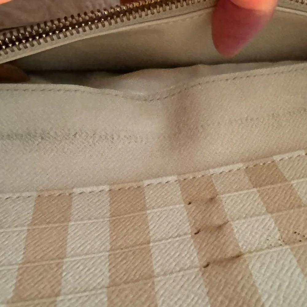 Louis Vuitton Limited Edition Zip Around Long Organizer